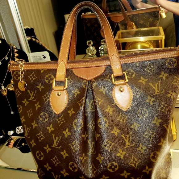 Louis Vuitton Palermo - Picture 1 of 8